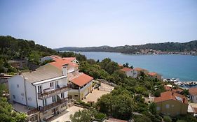 Apartments And Rooms By The Sea Tisno, Murter - 5128